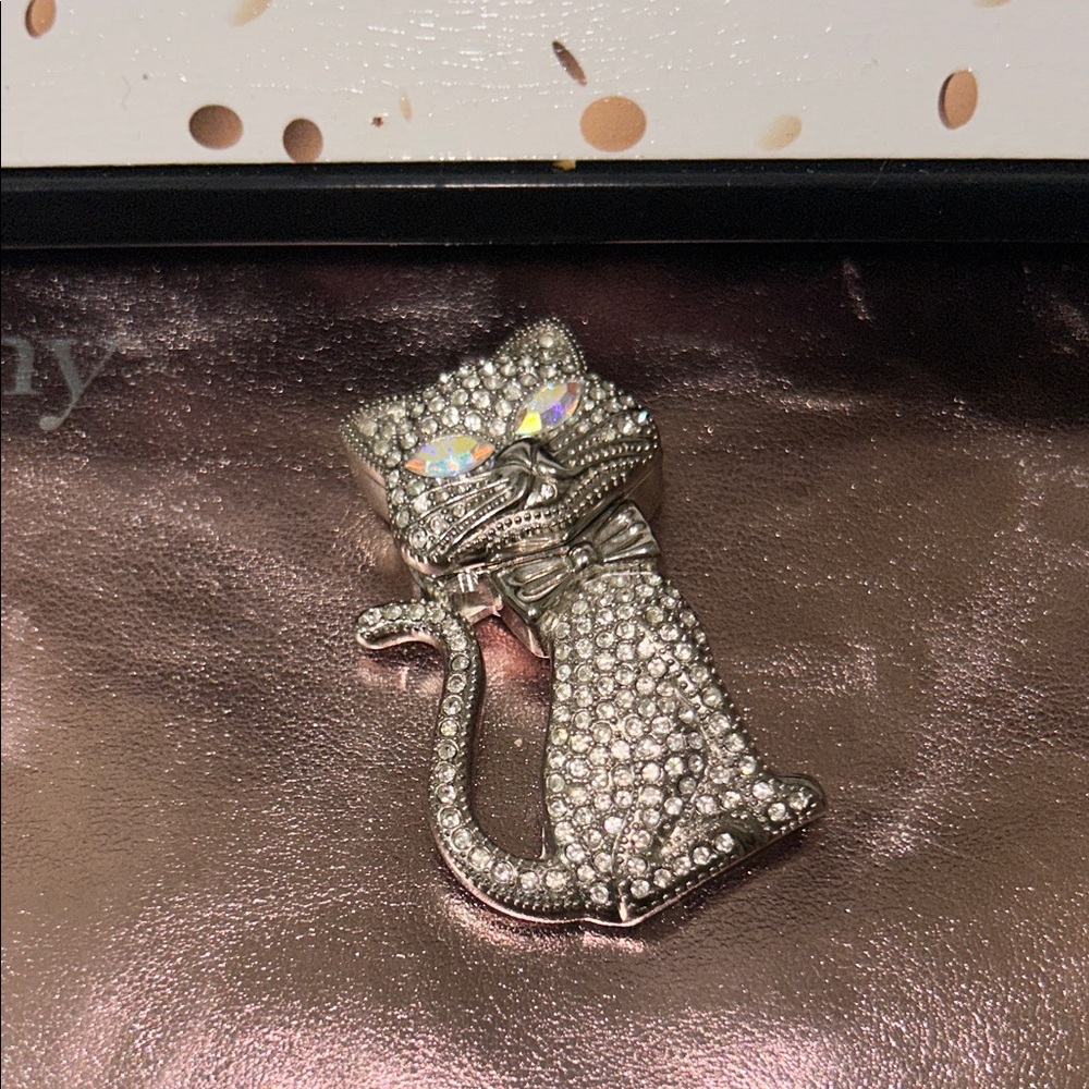 Gossip Silvertone Cat Watch Charm #J1009